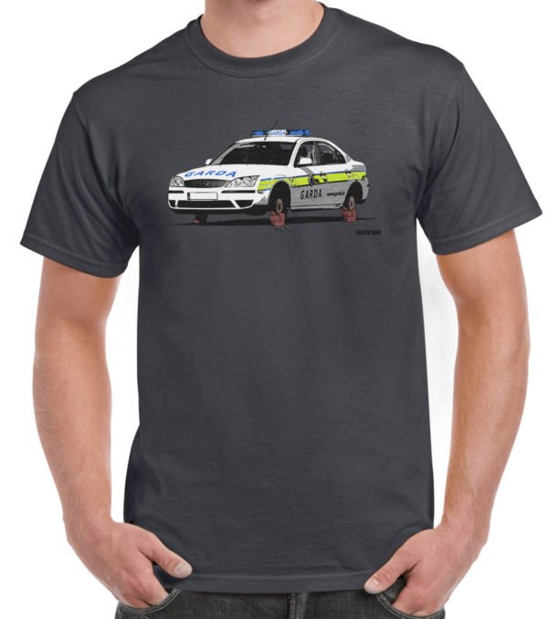 Garda Car (5 Oh!) T-shirt. (Dark Grey) - Image 2